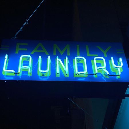 Family Laundry & Spa Sacramento Zewnętrze zdjęcie